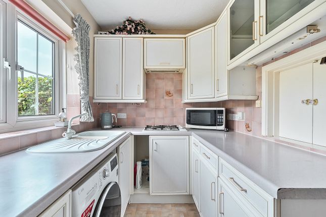 Itchen Vale, 2 Ladycroft Cottages,, Ladycroft, Hampshire photo 2