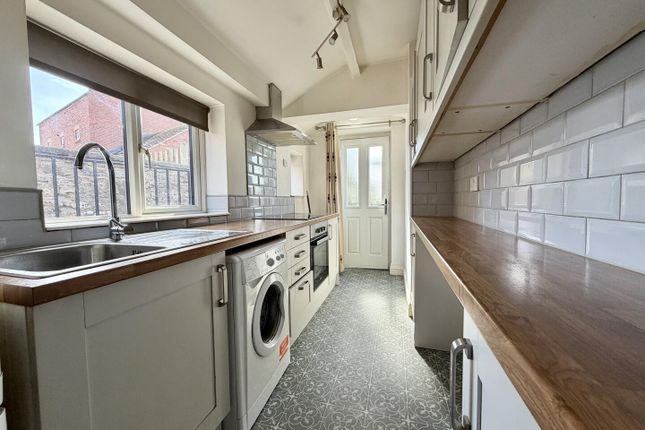 45, Main Street, Leeds photo 2