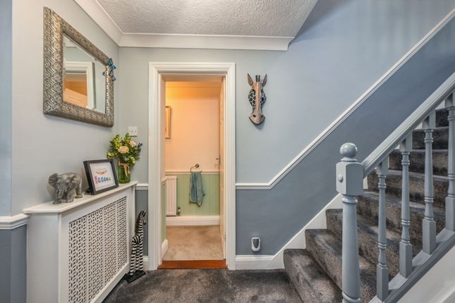 30 Willow Drive, Ashford photo 2