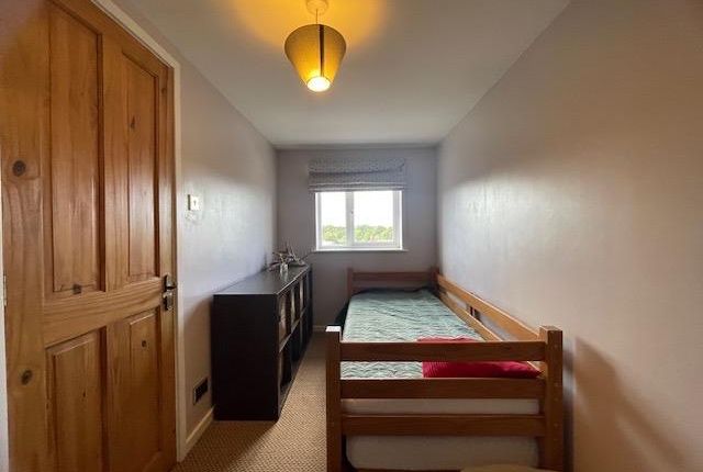 43, Westdale Drive, Pudsey photo 5