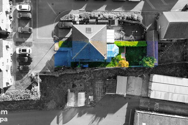 72, Stour Close, Harwich photo 3