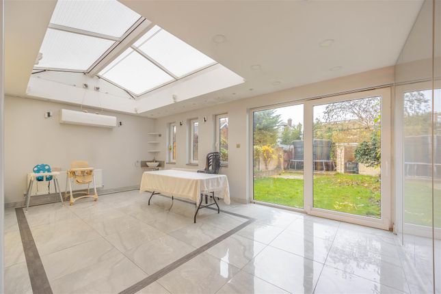 42, Preston Road, Westcliff-On-Sea photo 4