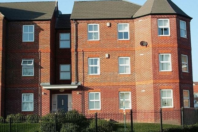 Flat for sale in Gilbert Close, Nottingham