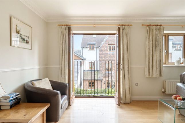 2, Cromwell Court, Wiltshire photo 4