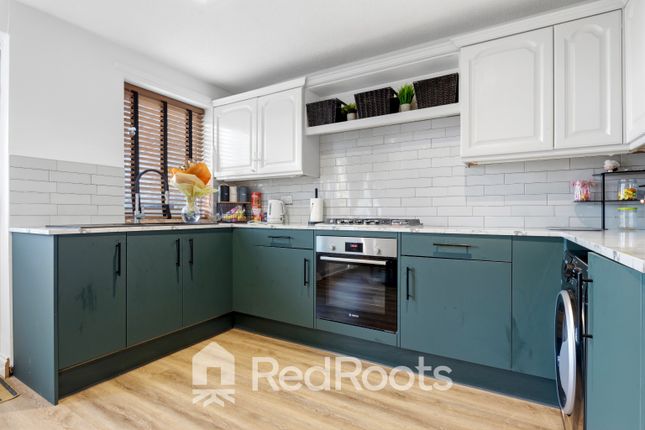 149 The Oval, Conisbrough, South Yorkshire photo 4