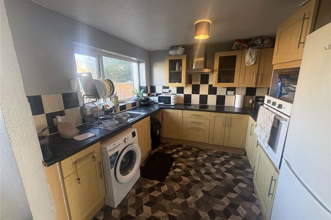 Room 4 (Upstairs Small), 51, Birch Road, Bristol photo 3