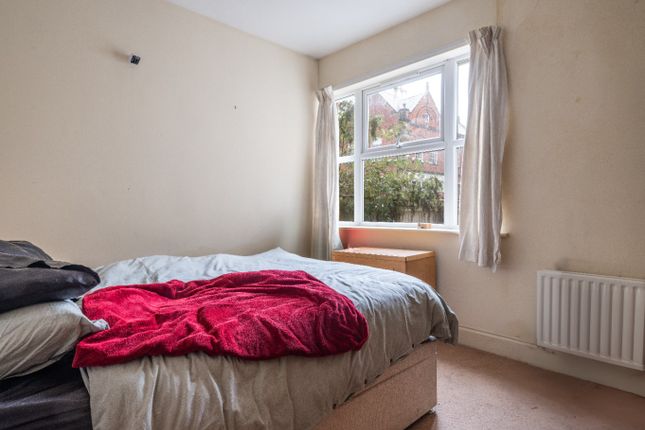 Flat 2, 50 Queens Road, Newcastle Upon Tyne photo 4