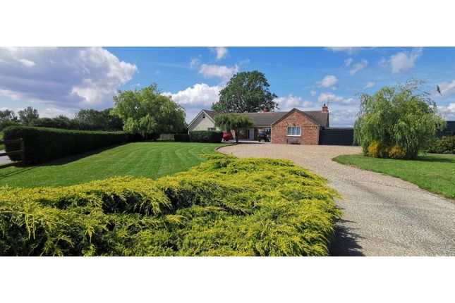 Thumbnail Detached bungalow for sale in Ingoldmells Road, Burgh Le Marsh