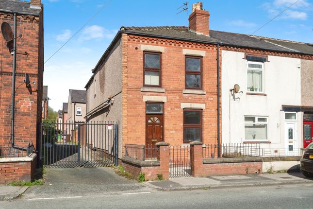 End terrace house for sale in Walthew Lane, Wigan, Lancashire
