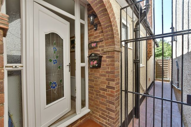 Dallin Road, Bexleyheath photo 2