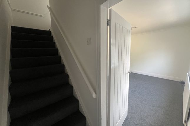 19, Moore Crescent North, Houghton Le Spring photo 4