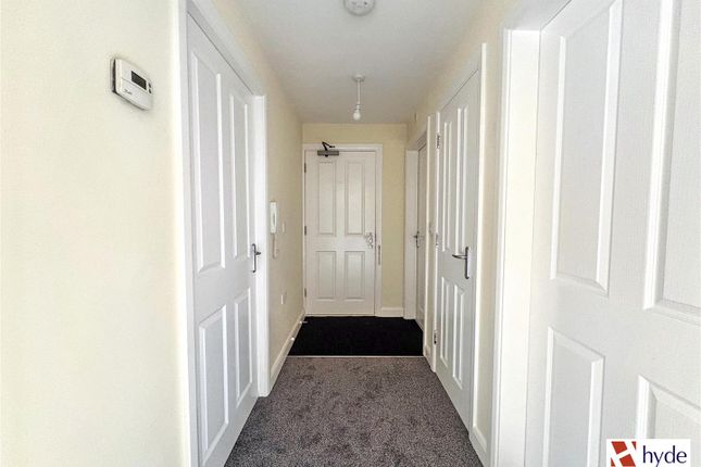 Flat 12, The Horizons, Moss Lane, Blackrod photo 4