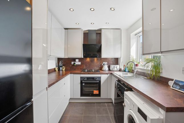 Thorney Leys, Witney photo 3