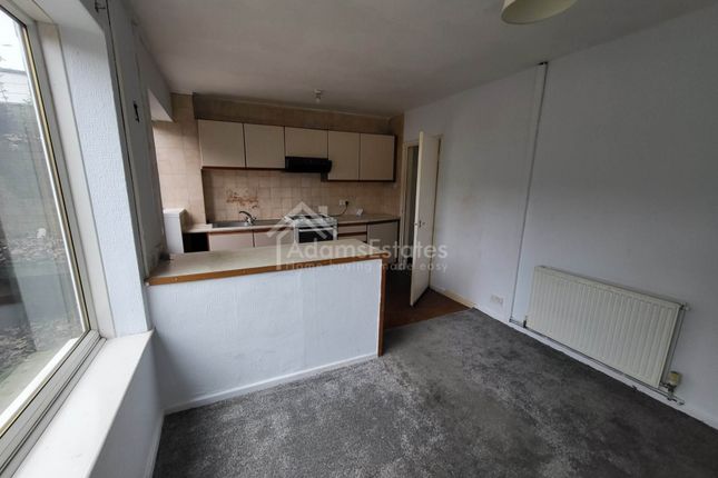 84, Spenvalley Road, Dewsbury photo 5