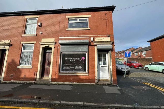 Retail premises to let in Johnston Street, Blackburn
