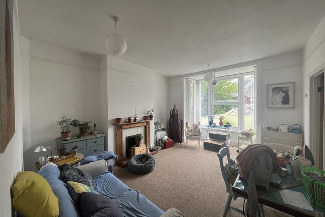 Flat 1, 12/13, Chapel Street, Penzance TR18, Penzance photo 2