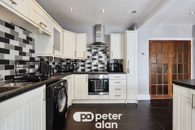 36, Bryn Seion Street, Tredegar photo 4