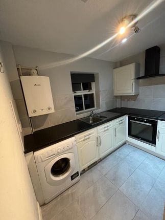 Flat to rent in Burns Way, Clifford, Wetherby