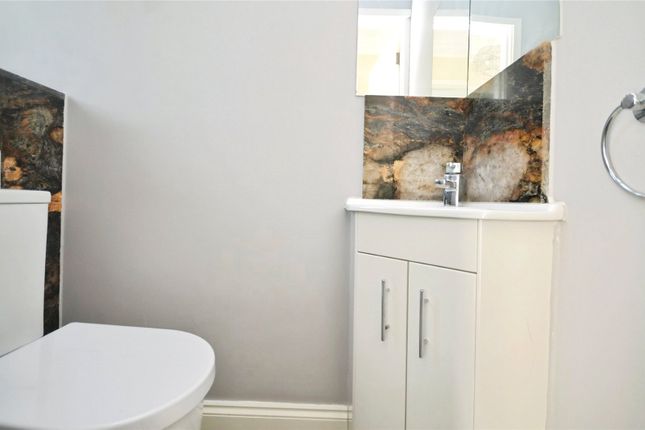 45, Amberley Way, Essex photo 5