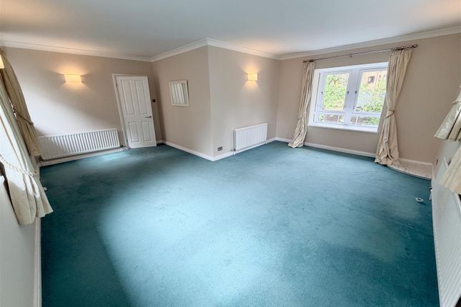 Flat 16, Haigh Lawn, St. Margarets Road, Altrincham photo 2