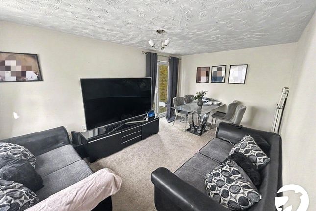 53, Cheldoc Rise, Chatham photo 2