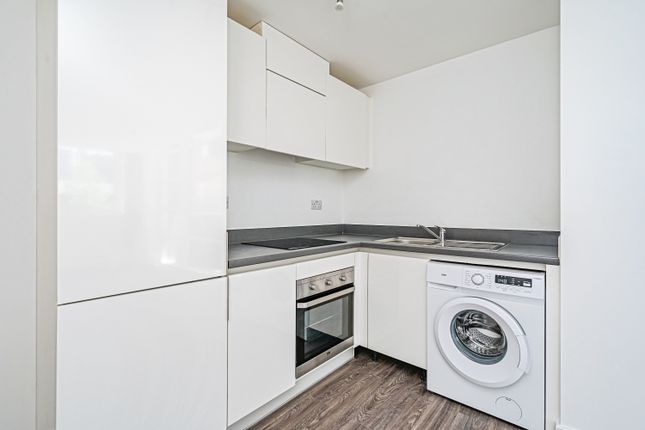 Apartment 119/Landmark, Waterfront West, Brierley Hill photo 5