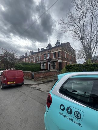 Terraced house to rent in Ash Grove, Leeds