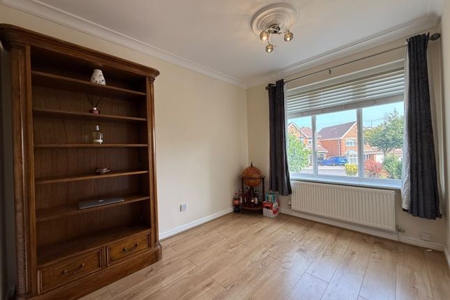 9, Pickwick Drive Catcliffe, Rotherham photo 5