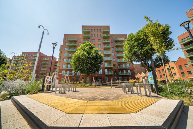 Pipits Place, Barking photo 4