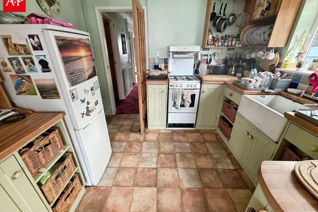 31, Maple Drive, Burnham-on-Sea photo 3