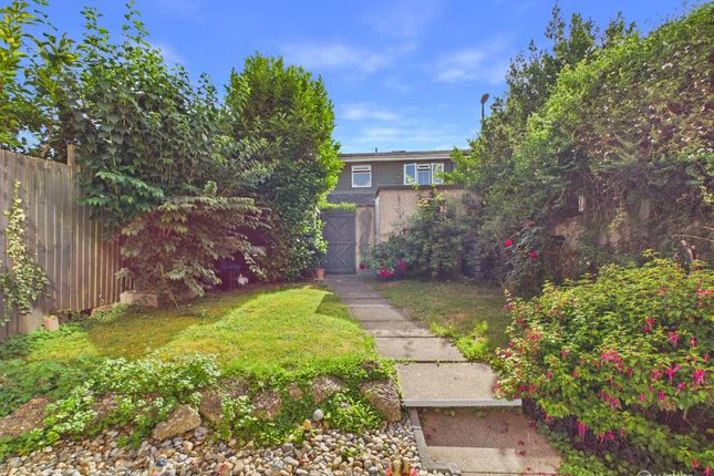 95 The Lindens, Croydon photo 2