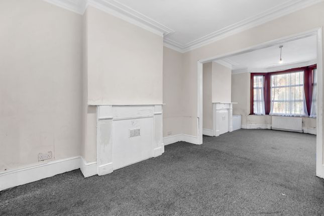 40 Roundwood Road, London photo 3