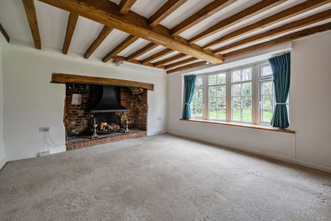 Poor Ridge Cottage,, The Ridges, Wokingham photo 2