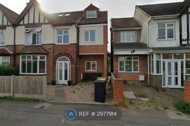 8-bed house on Abbey Road, Beeston, Nottingham, £4,333/mo