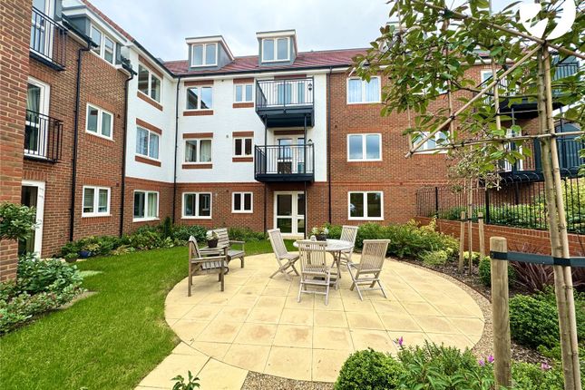 Thumbnail Flat for sale in Burlington Lodge, Birchwood Park Avenue, Swanley, Kent