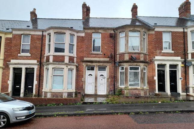 Thumbnail Flat for sale in 270 - 272 Westbourne Avenue, Gateshead, Tyne And Wear