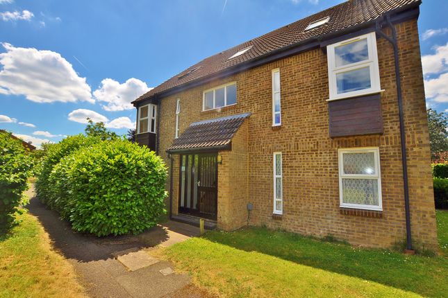 Thumbnail Flat to rent in Bradfield Close, Guildford, Surrey