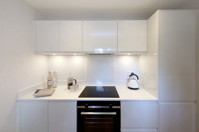 Flat for sale in Amersham Road, Beaconsfield