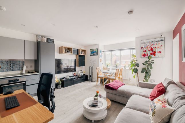 Flat 4, Vena House, South Croydon photo 4