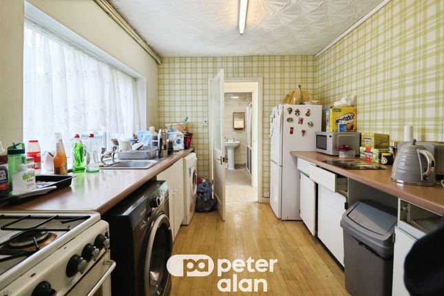 3, Blosse Road, Cardiff photo 4