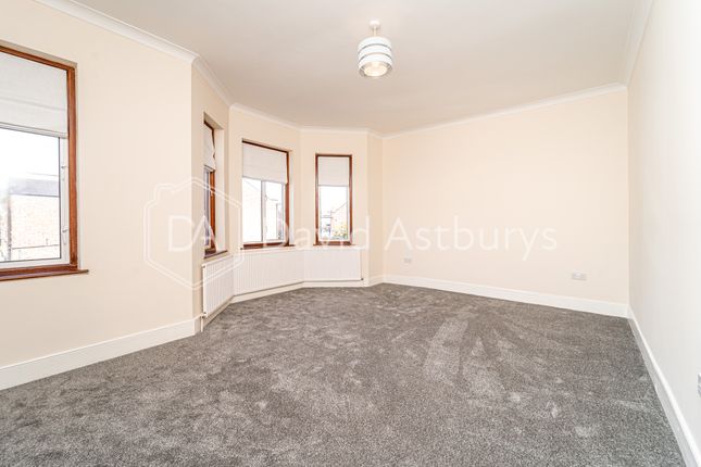 44, Sirdar Road, Turnpike Lane photo 4