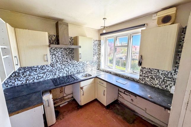 85, Bessingby Gate, Bridlington photo 4