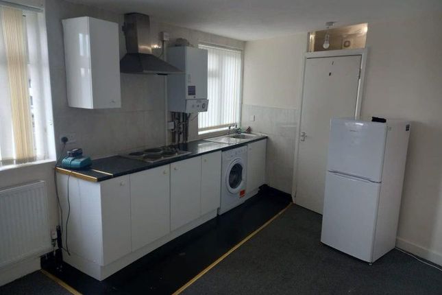 Flat to rent in Coventry Road, Yardley, Birmingham