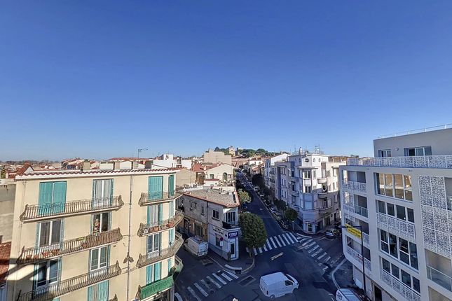 Apartment for sale in Perpignan, Languedoc-Roussillon, 66, France