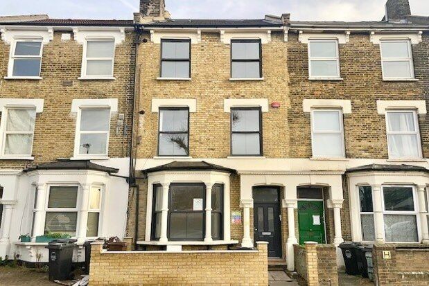 Thumbnail Flat to rent in Powell Road, London