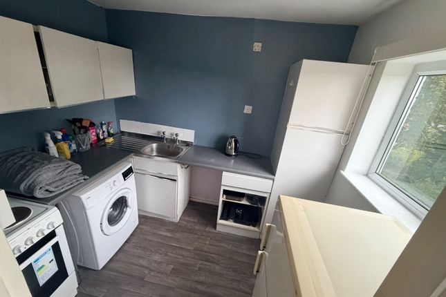 Flat 9, Hallam Chase 64 Endcliffe Vale Road, Sheffield photo 5