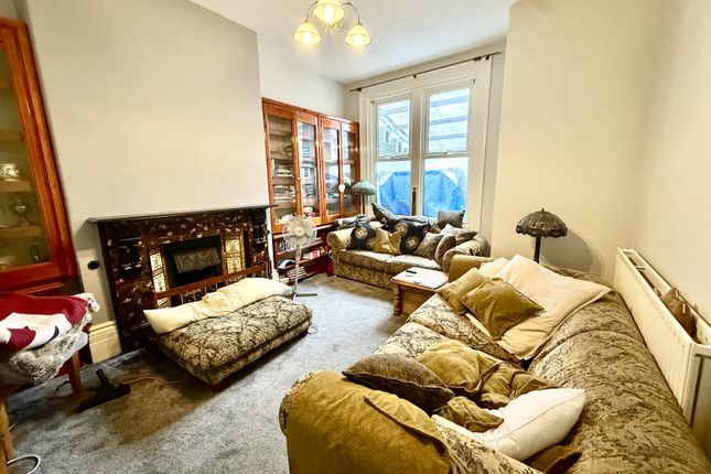 18, Grange Road, Hartlepool photo 3