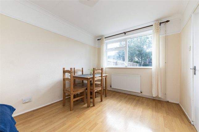 1, Mays Way, Cambridgeshire photo 4