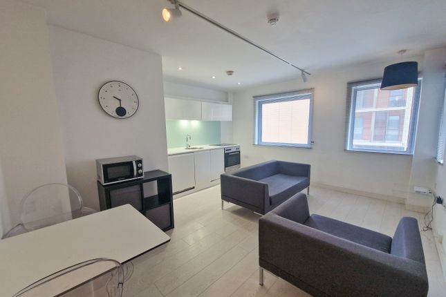 Thumbnail Flat to rent in Manor Mills, Ingram Street, Leeds, West Yorkshire