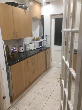 Hale Lane, London NW7 photo 5
